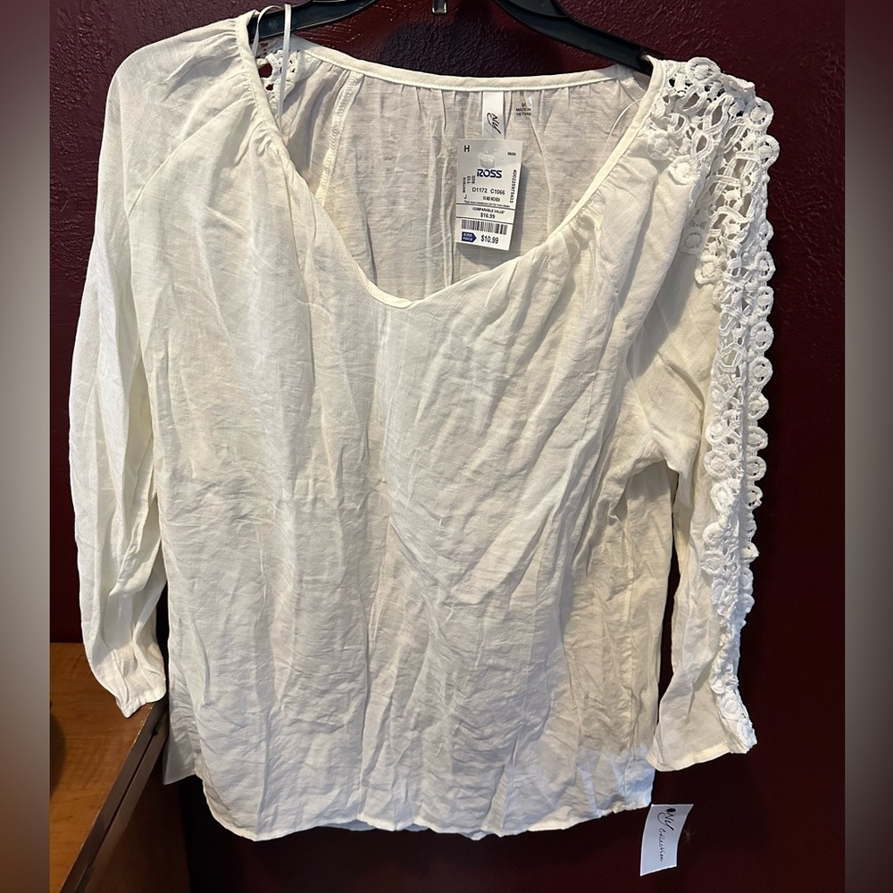 NWT NY collection 3/4 sleeve white crochet M blouse